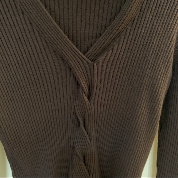 2/$22 Liz & Co Brown Cotton Sweater - Picture 1 of 6